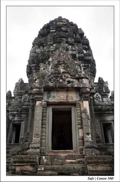 2006 - 07 - Temple angkor - Bantea Samre 11